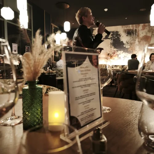 6e098047-4a01-4231-986c-b64404e4bd3f